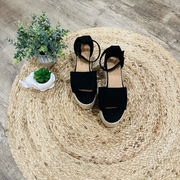 Boohoo Black Espadrilles - Picture 2 of 12